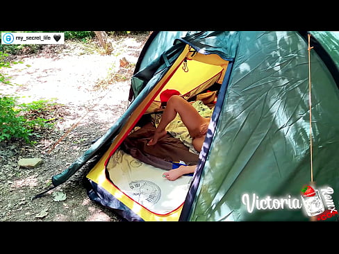 ❤️ ຖ່າຍໃນກ້ອງຖ່າຍຮູບ Passionate jerk off Stranger in a tent ❤️ ຮູບໂປ້ງາມ ຢູ່ຄອມ lo.prendiporno.ru ﹏